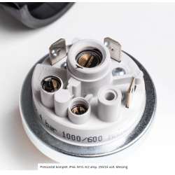 Pressostat komplet. IP44. M10. 6/2 amp. 250/24 volt. Messing